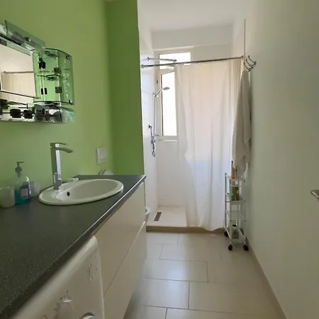 Ajsi Deluxe * Durrës