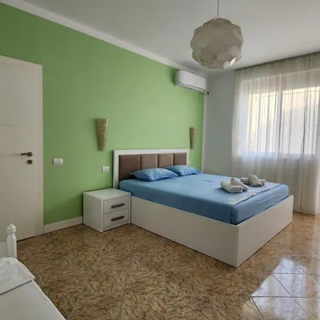 Apartment Ajsi Deluxe *