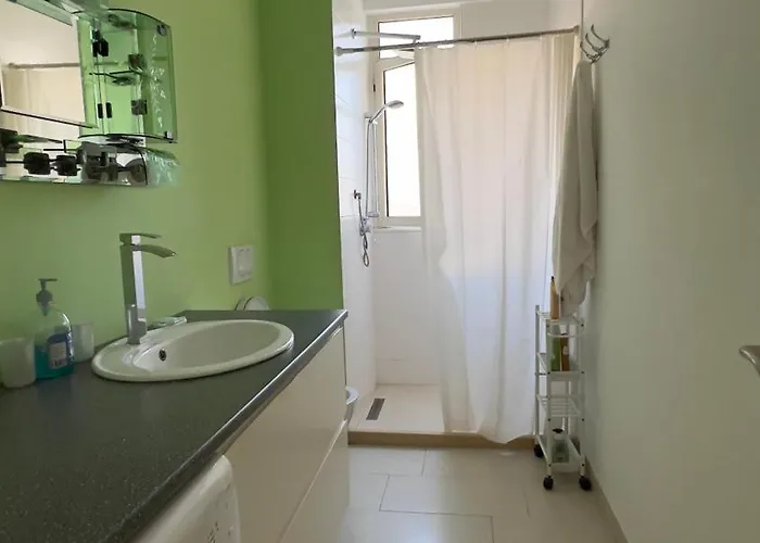 Ajsi Deluxe * دراس